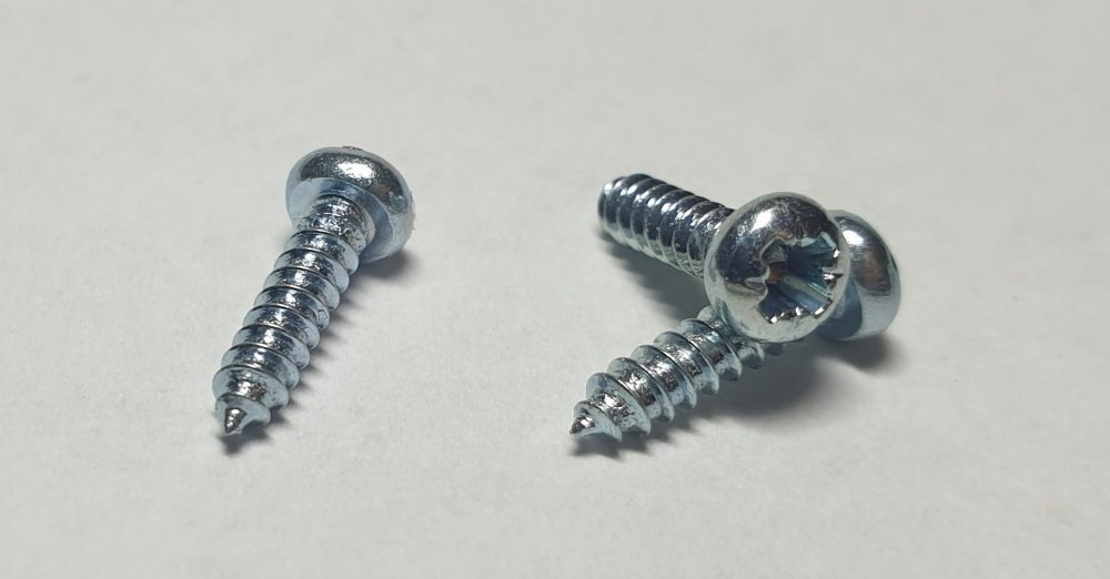 Post fixing screw x10